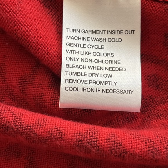 Sag Harbor Red Black Paisley Cardigan Sweater Size Large‎ - Picture 8 of 8